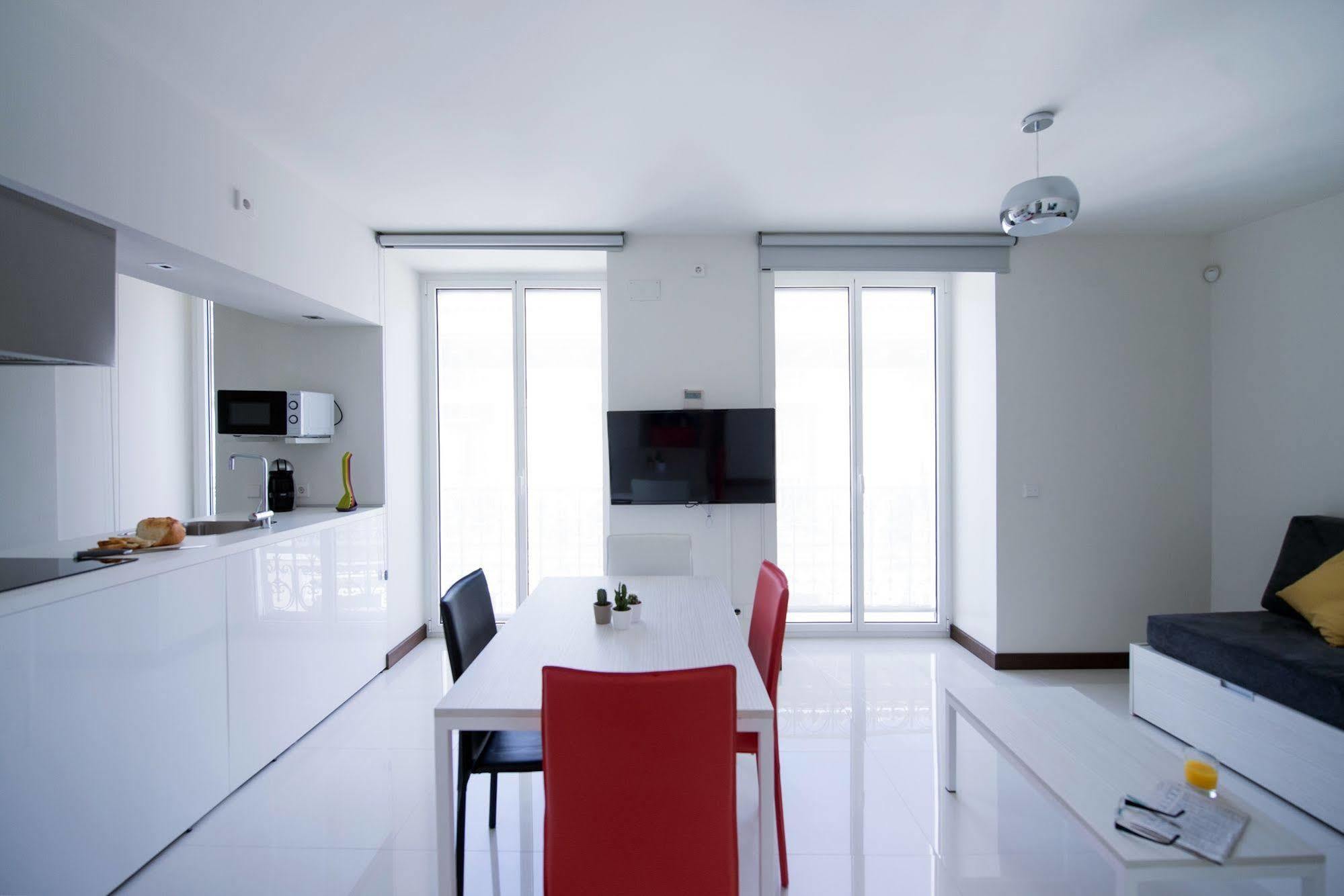 מדריד Roisa Suites מראה חיצוני תמונה