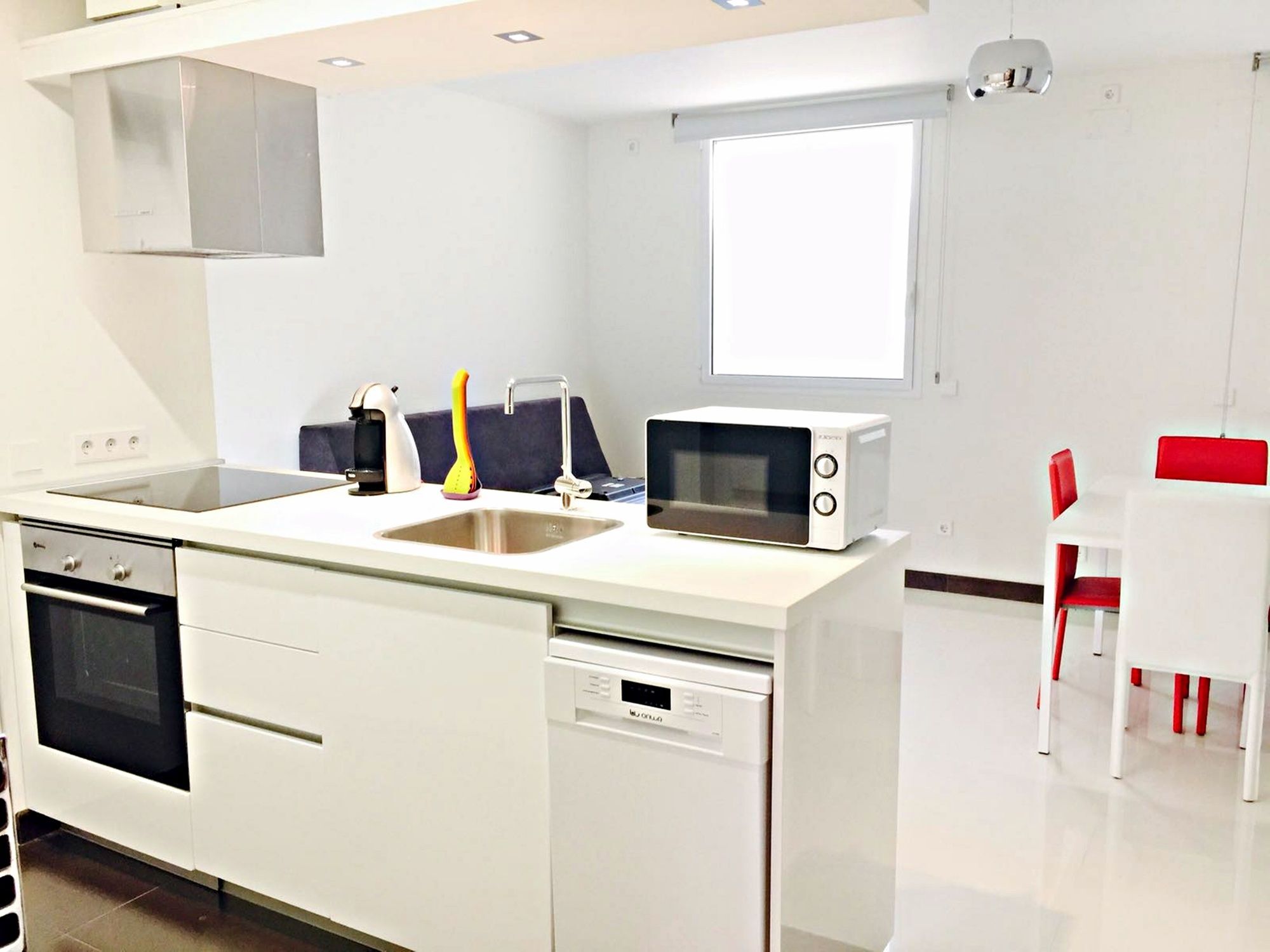 מדריד Roisa Suites מראה חיצוני תמונה